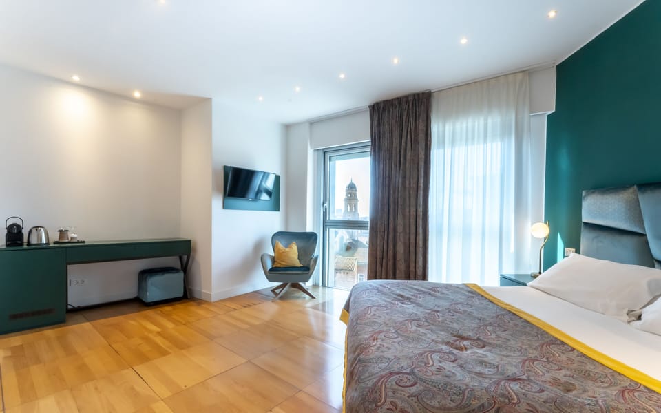Standard Room | Premium bedding, in-room safe, desk, soundproofing
