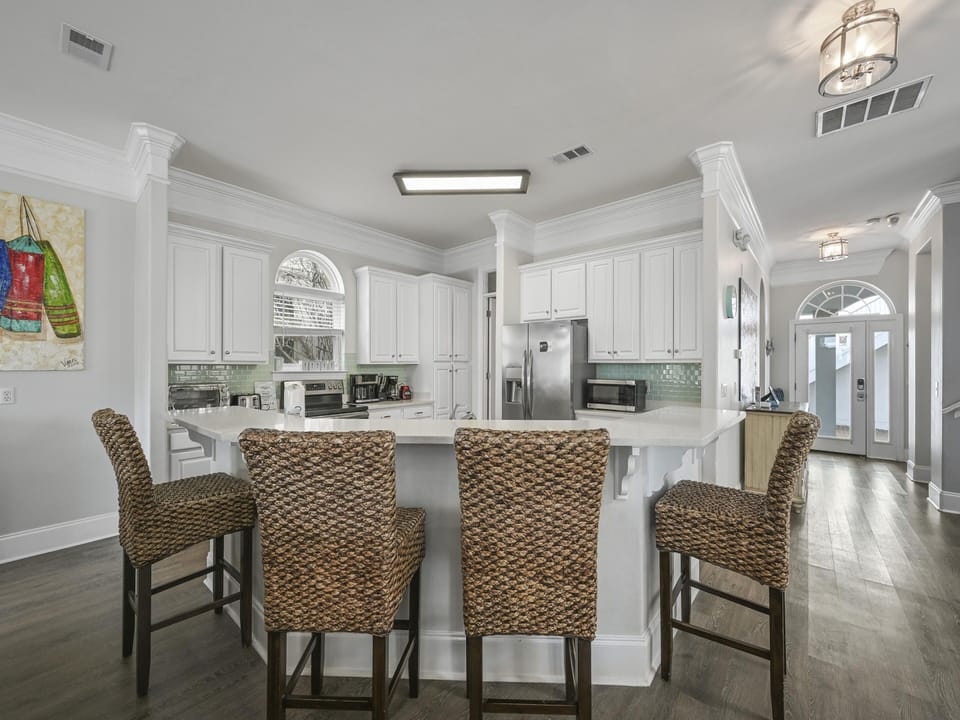 Luxury House, Multiple Beds, Balcony, Pool View | Private kitchen | Fridge, microwave, oven, stovetop