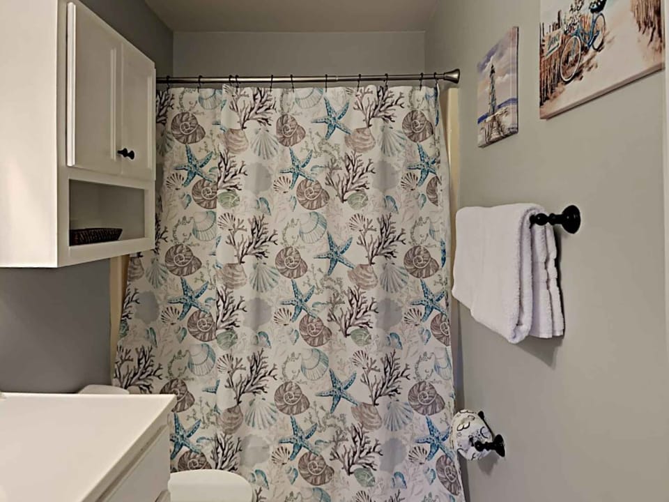 Misty Cove #118 by Southern Vacation Rentals House in Miramar Beach