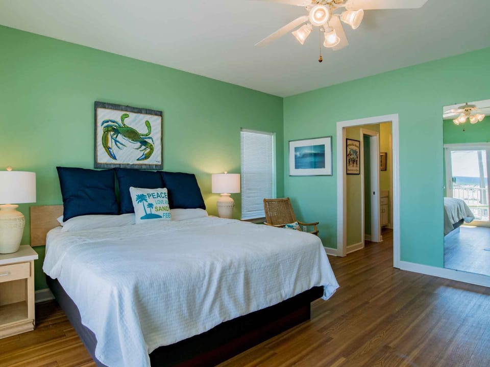 Sailfish by Southern Vacation Rentals House in Pensacola Beach