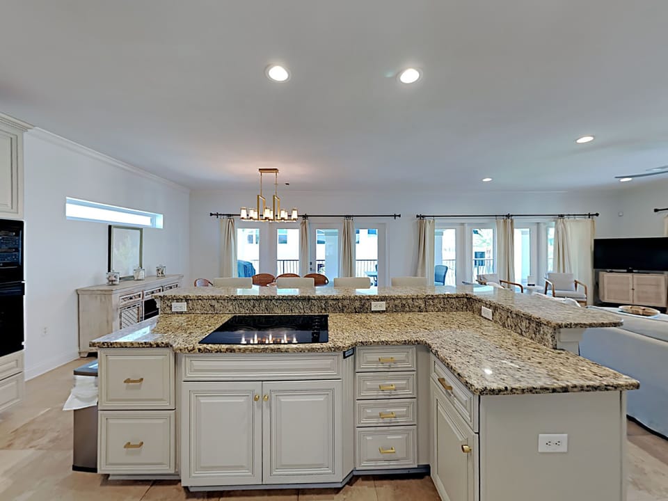 House, Multiple Beds, Balcony, Garden View | Private kitchen | Fridge, microwave, oven, stovetop