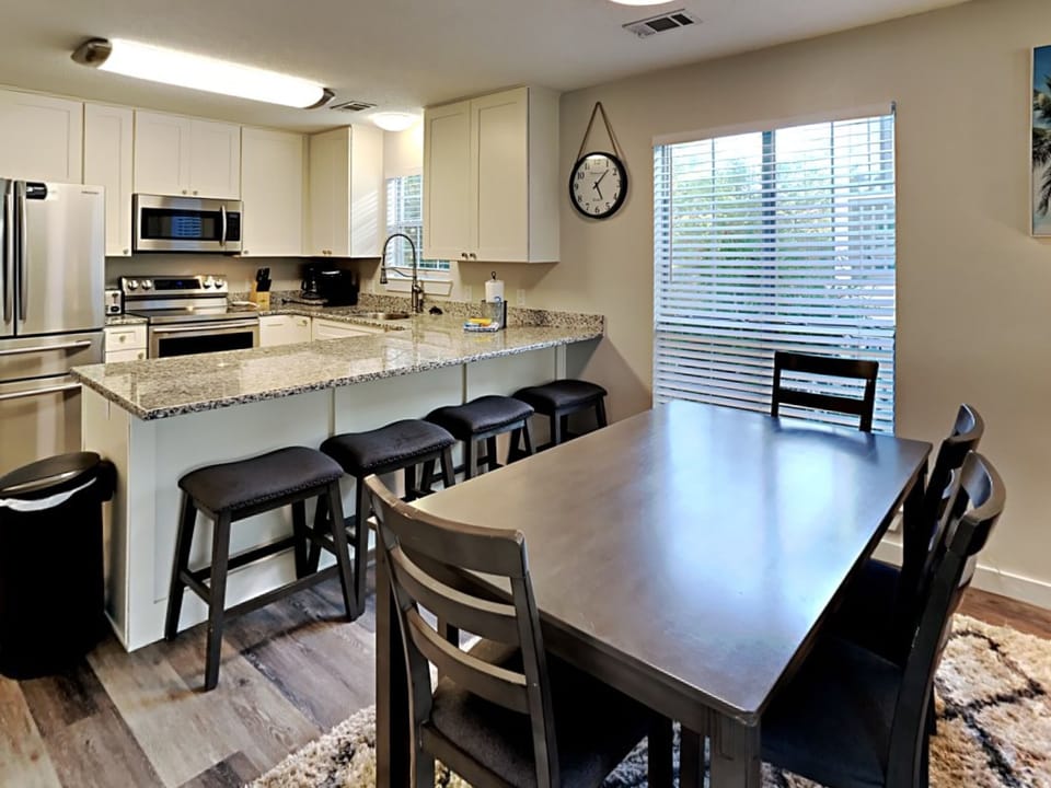 House, Multiple Beds, Balcony, Garden View | Private kitchen | Fridge, microwave, oven, stovetop