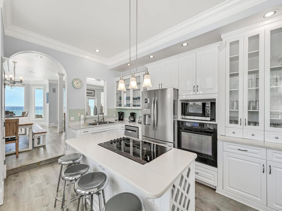 Studio (Multiple Bedrooms) | Property amenity