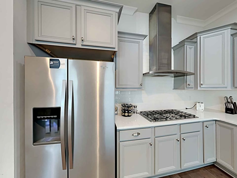 House, Multiple Beds, Kitchen, Garden View | Private kitchen | Fridge, microwave, oven, stovetop