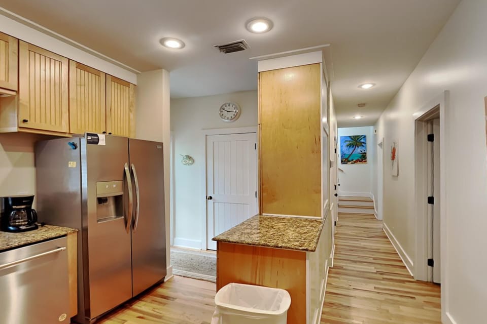 House, Multiple Beds, Balcony, Garden View | Interior