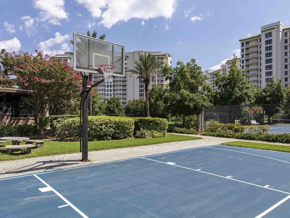 Sport court
