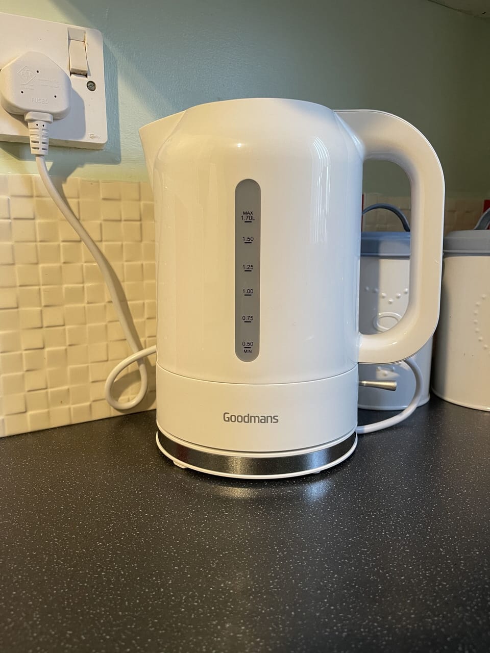 Design Apartment | Private kitchen | Fridge, electric kettle, cookware/dishes/utensils