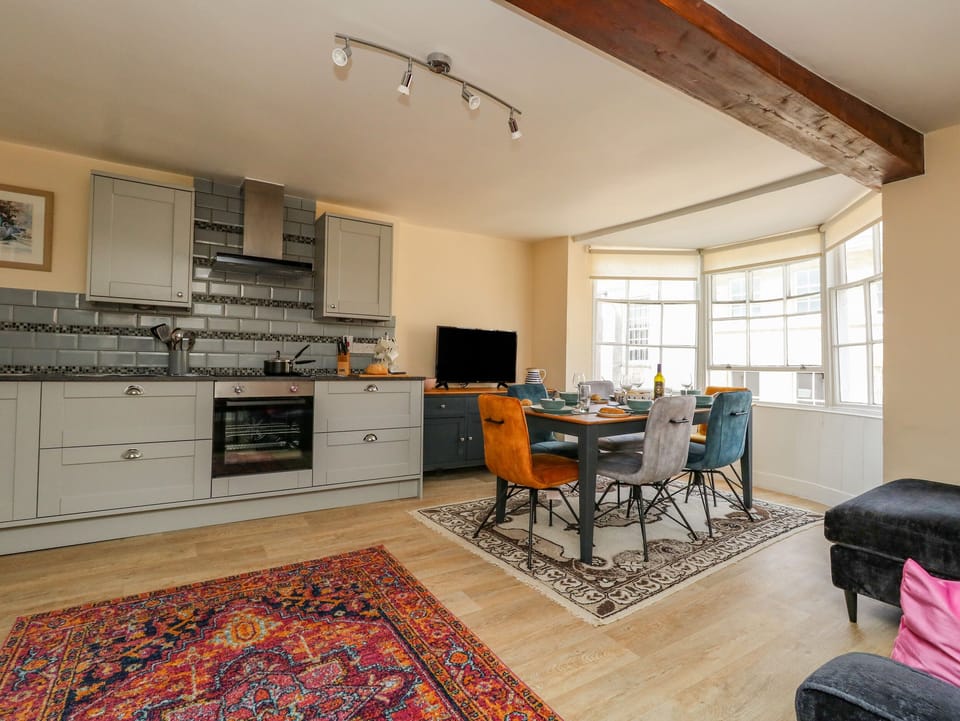 Fridge, dishwasher, electric kettle, toaster