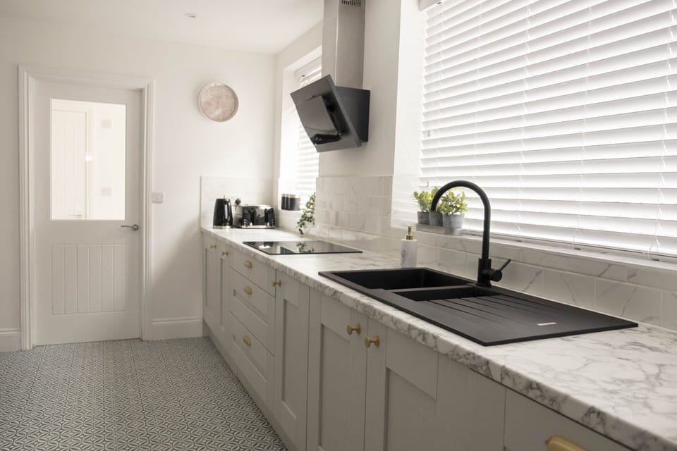 Luxury House, Private Bathroom (The Callies) | Shared kitchen