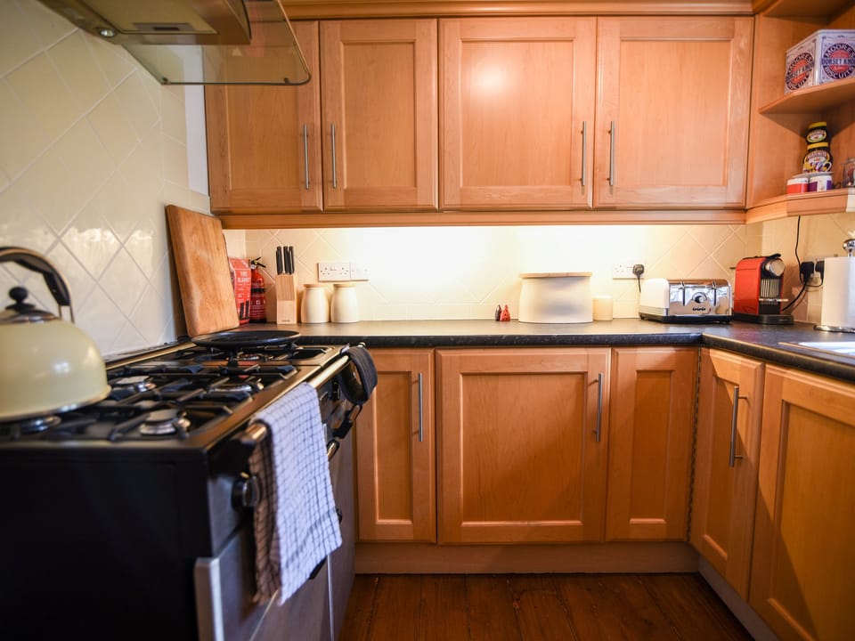 Cookware/dishes/utensils