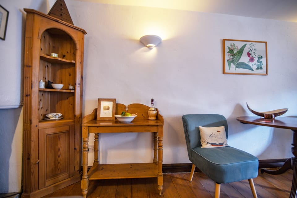 2 bedrooms, individually decorated, individually furnished, free WiFi