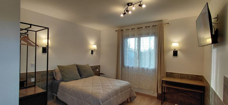 Comfort Studio Suite, Hot Tub, Garden Area | Premium bedding, pillowtop beds, individually decorated