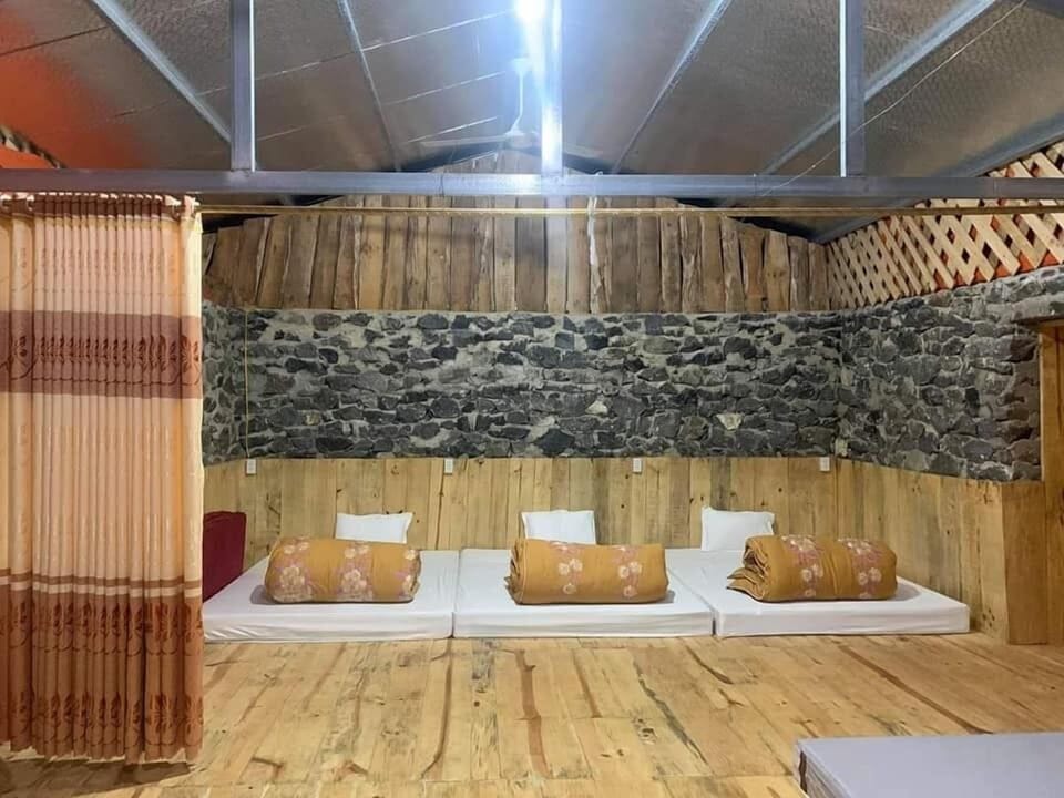 Traditional Shared Dormitory, Mixed Dorm | Premium bedding, memory foam beds, desk, laptop workspace