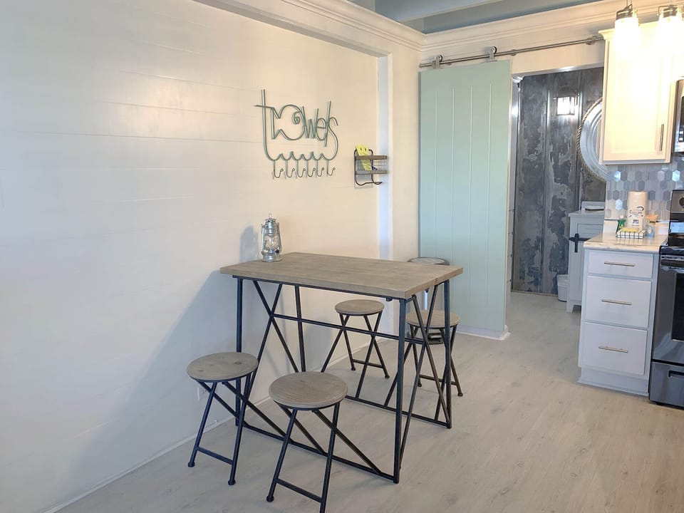 Condo, 1 Queen Bed with Sofa bed, Ocean View (#332 - No Pets Allowed) | Dining
