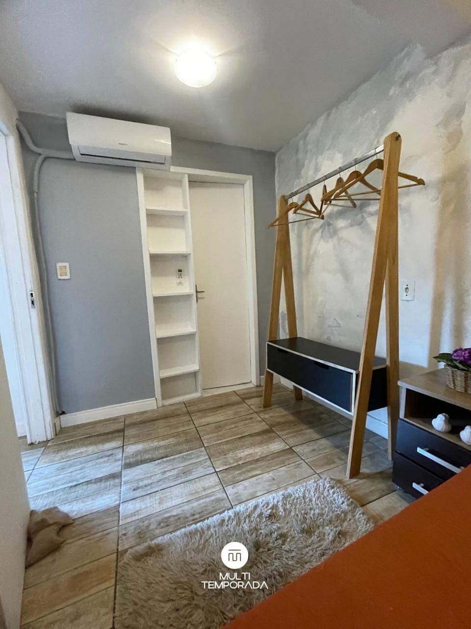 Deluxe Apartment, Mountain View | Living area | 51-inch Smart TV with digital channels, TV, Netflix