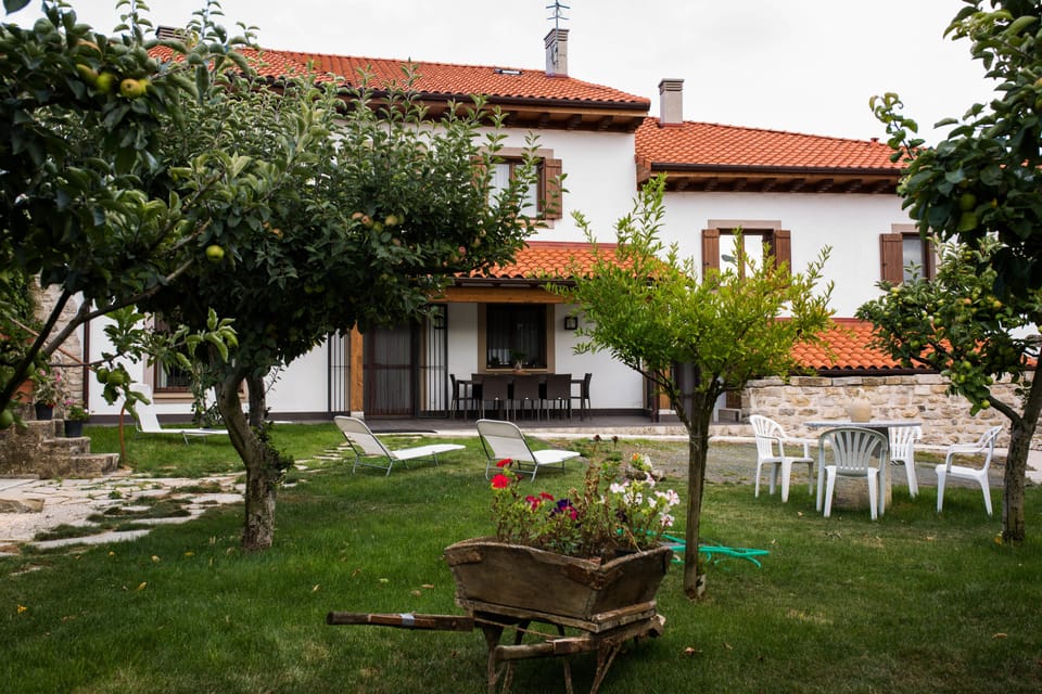 Casa de la Cadena Country House in Navarre