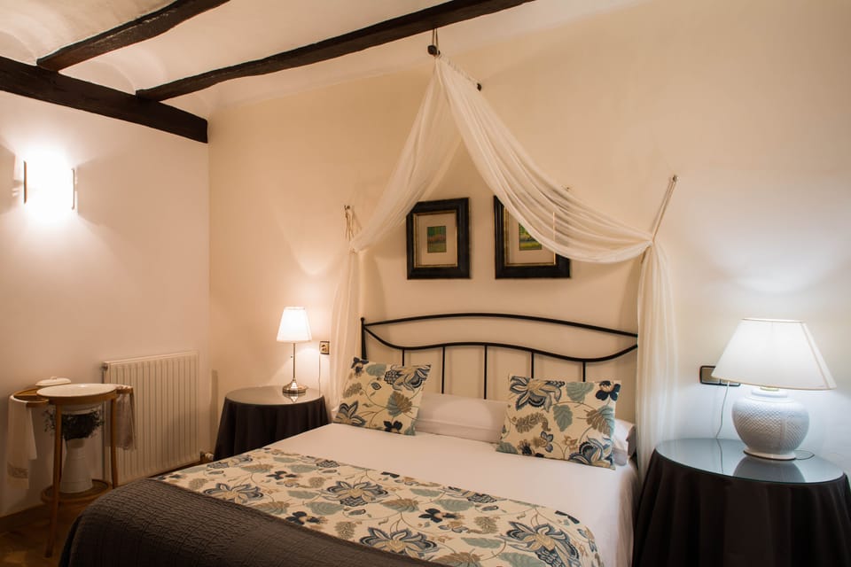 Superior Double Room | 5 bedrooms, Frette Italian sheets, premium bedding, down comforters