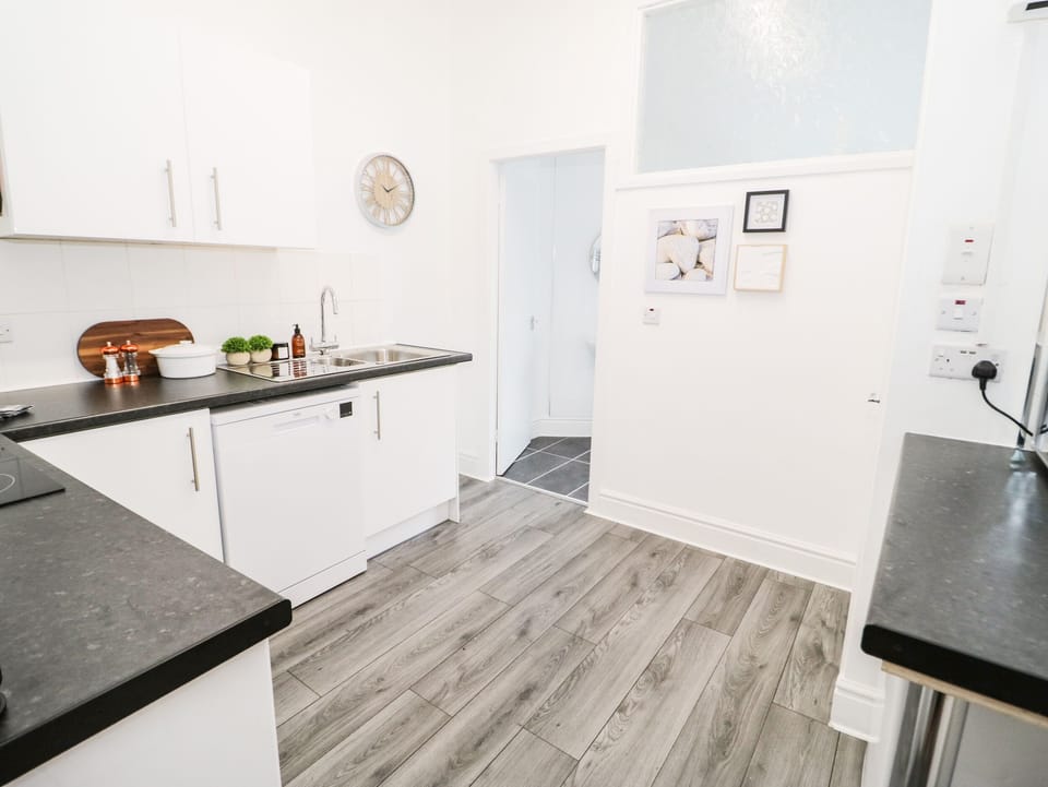Fridge, dishwasher, electric kettle, toaster