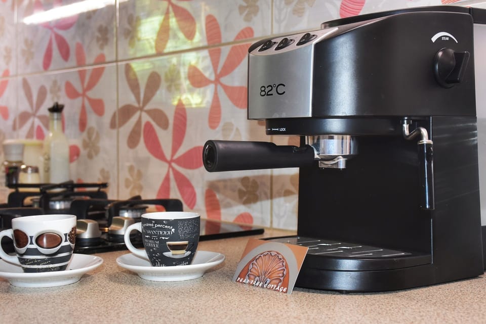 Cottage | Coffee and/or coffee maker