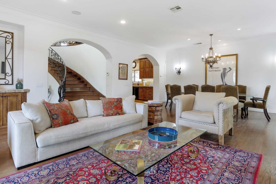 Villa (4 Bedrooms) | Interior
