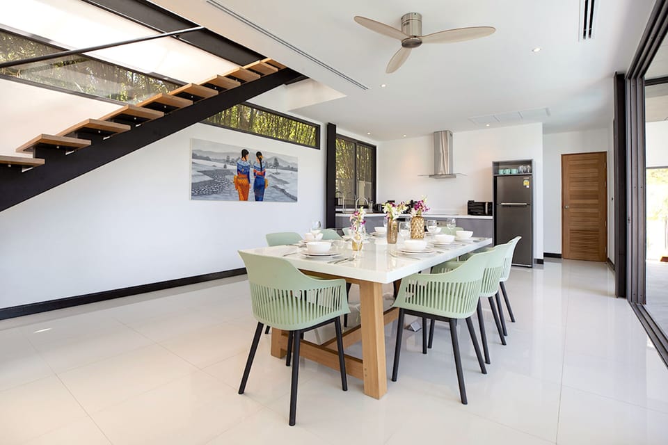 Luxury Villa | In-room dining
