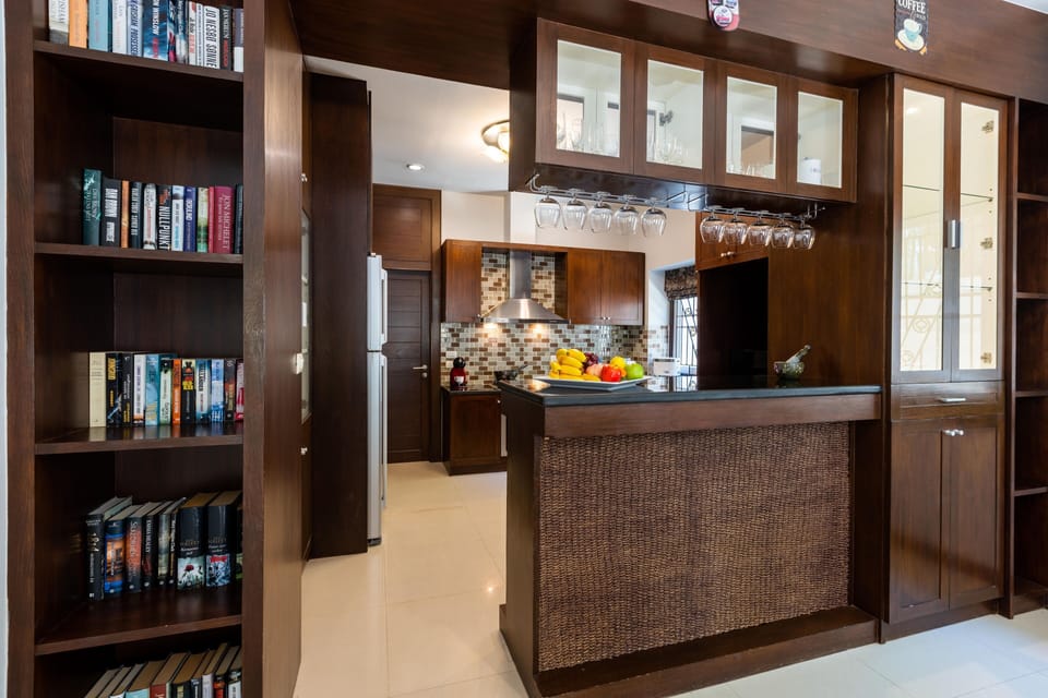 Family Villa | Private kitchen | Full-size fridge, microwave, oven, stovetop
