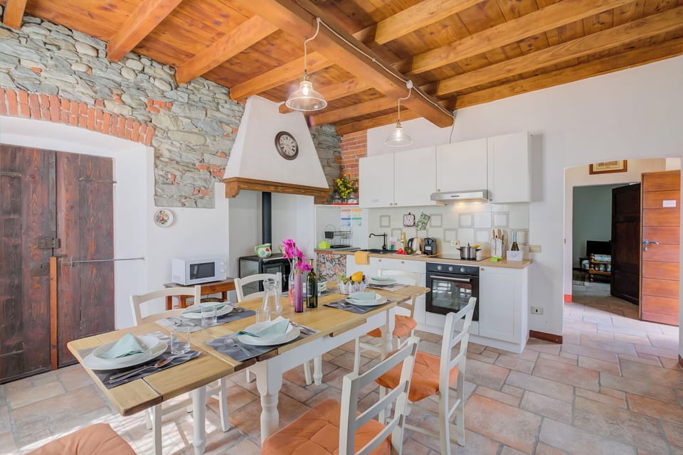 Family Villa, 2 Bedrooms, Balcony, Mountainside (Timeless l'Antico Mulino Della Bozza) | Private kitchen