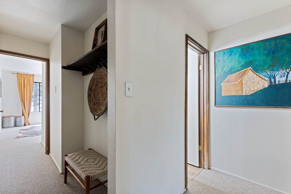 Condo, 2 Bedrooms | Interior