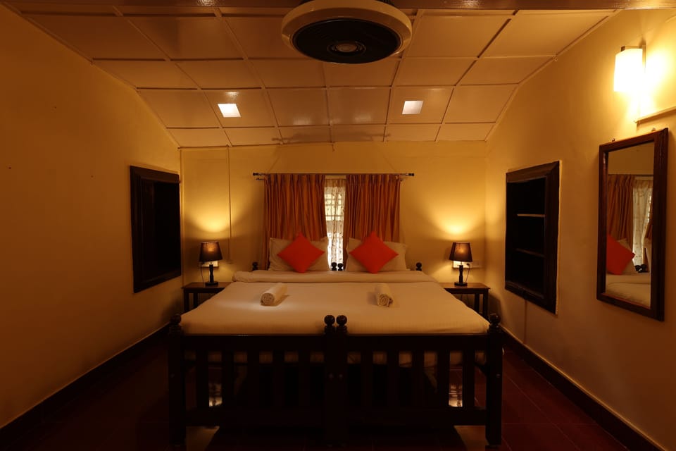 Standard Room | Individually furnished, desk, free WiFi, bed sheets