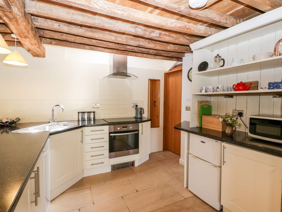 Fridge, dishwasher, electric kettle, toaster