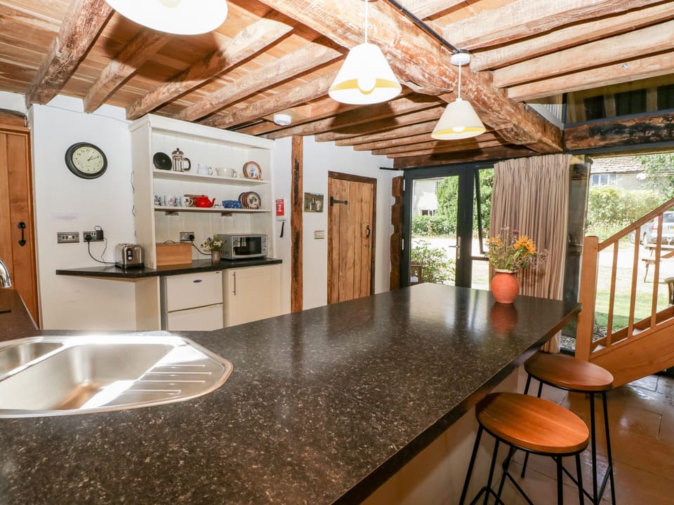 Fridge, dishwasher, electric kettle, toaster