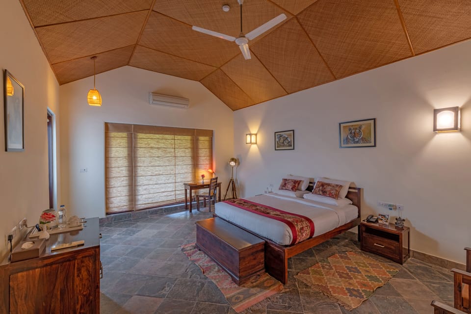Royal Villa | Hypo-allergenic bedding available, minibar, WiFi (free), bed sheets