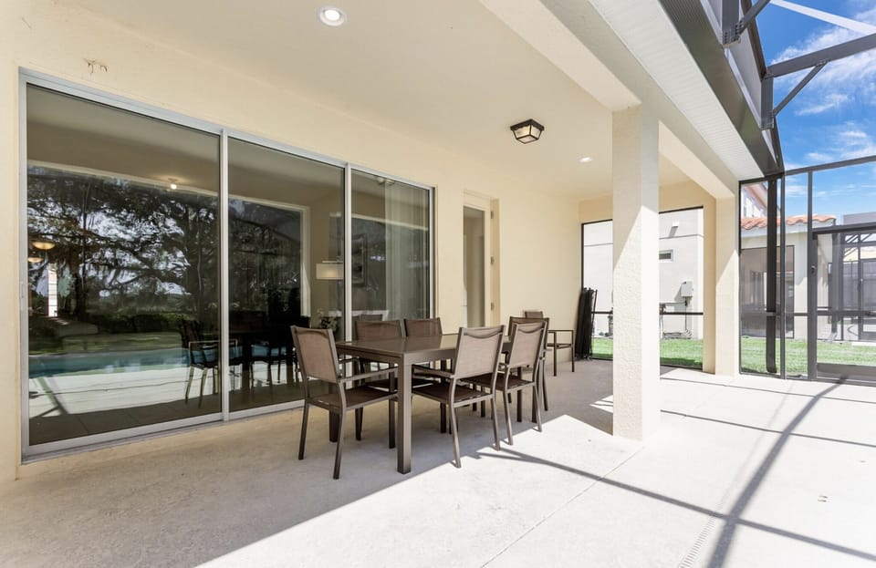 House, Multiple Bedrooms | Balcony