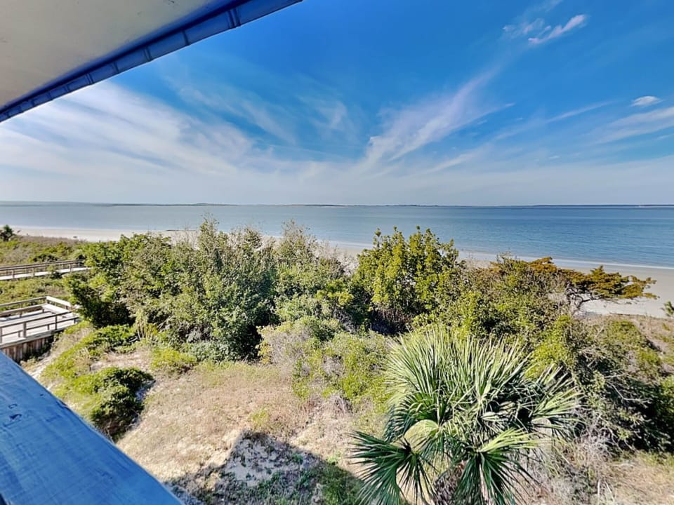 Beach/ocean view