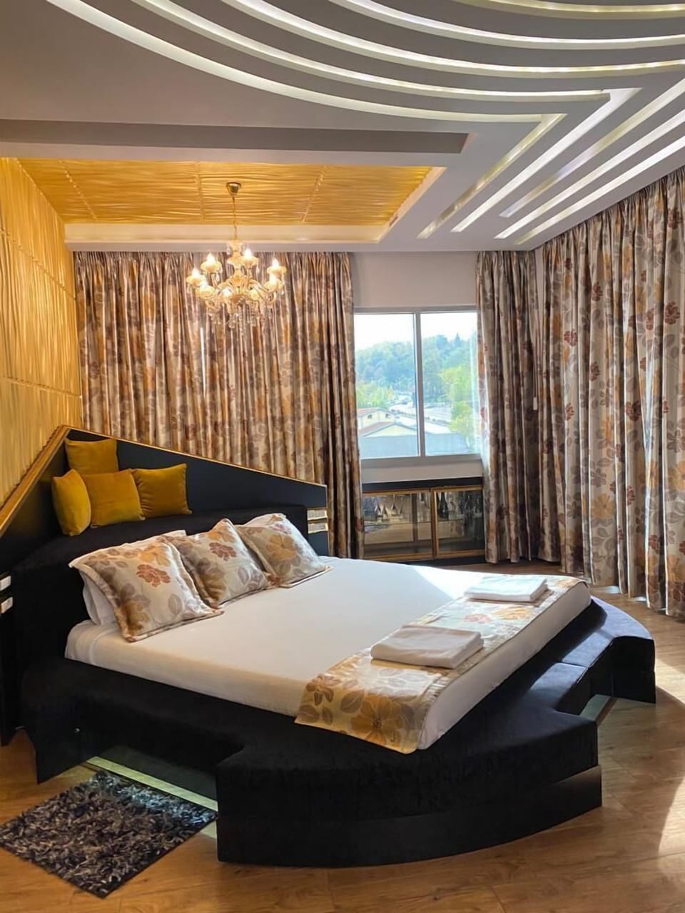 Studio Suite | In-room safe, soundproofing, iron/ironing board, free cribs/infant beds