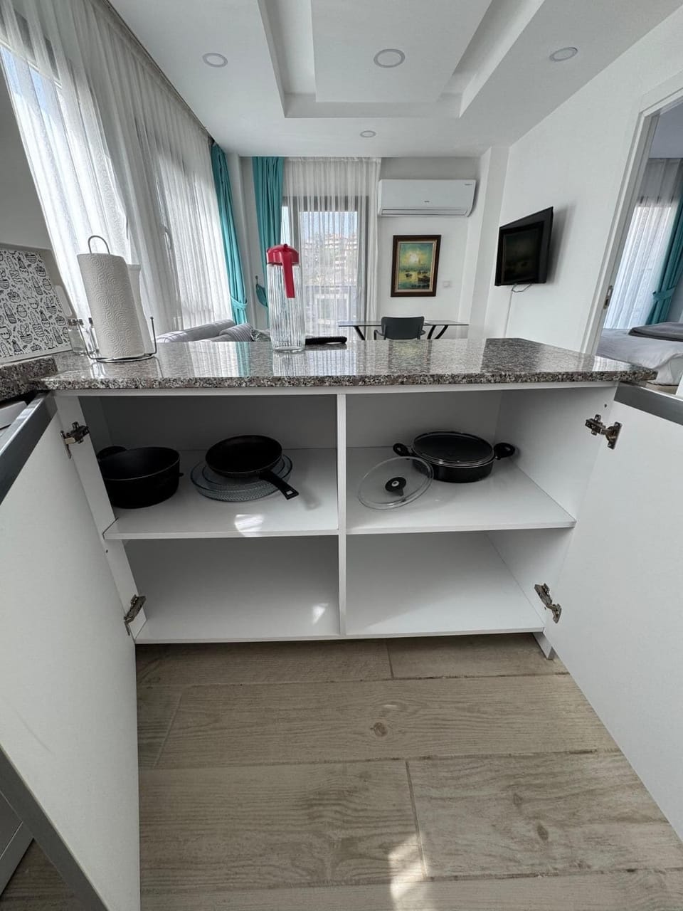 Standard Condo | Private kitchen | Full-size fridge, oven, stovetop, dishwasher