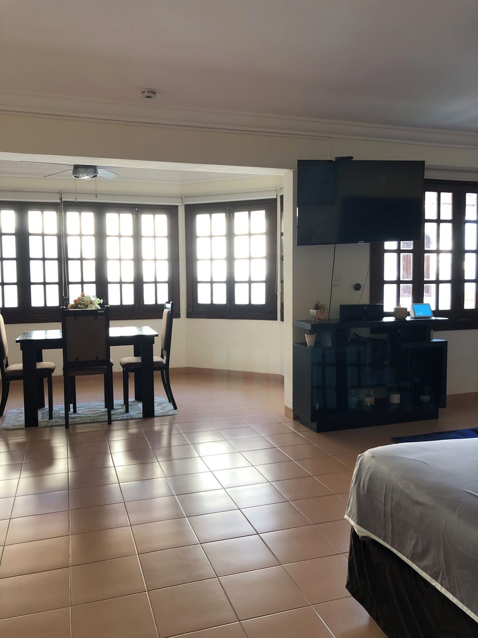 Junior Room (Delfines) | Dining room