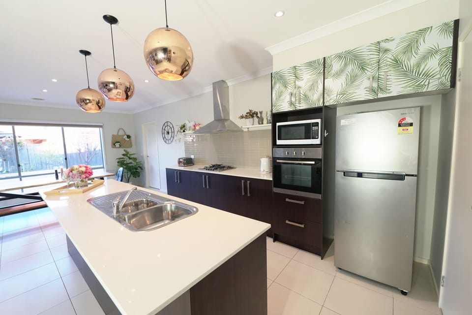 Electric kettle, highchair, dining tables