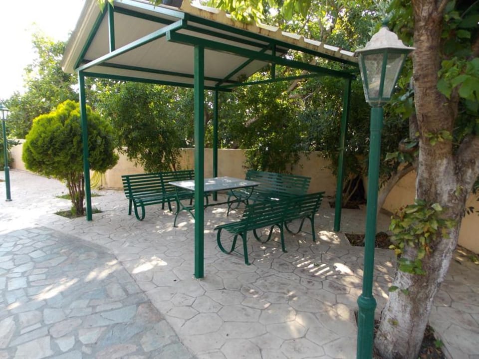Apartment, 1 Bedroom, Smoking, Balcony | Garden