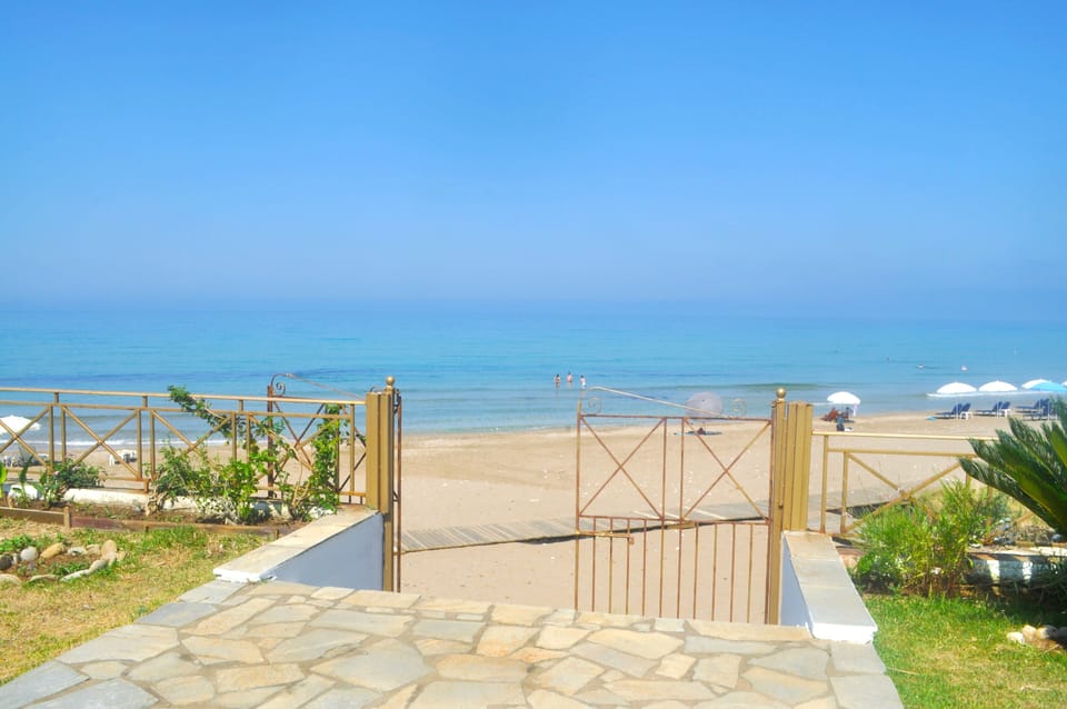 Apartment, 1 Bedroom, Smoking, Balcony | Beach