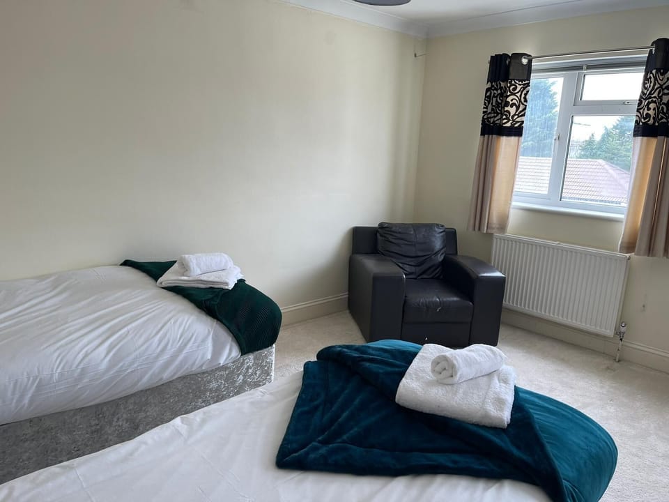 Apartment, 3 Bedrooms, Patio, Garden View | 3 bedrooms