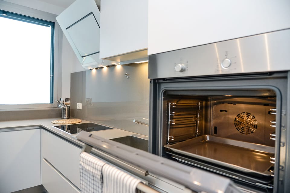 Apartment, 2 Bedrooms, Accessible, Smoking | Interior