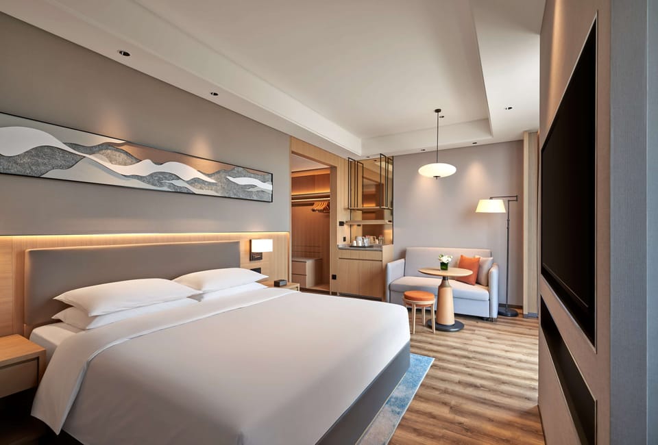 In-room safe, iron/ironing board, free WiFi