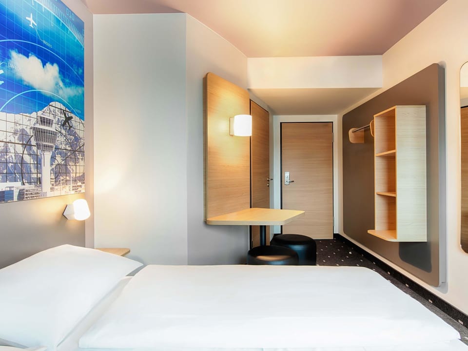 Double Room | Desk, soundproofing, WiFi (free), bed sheets