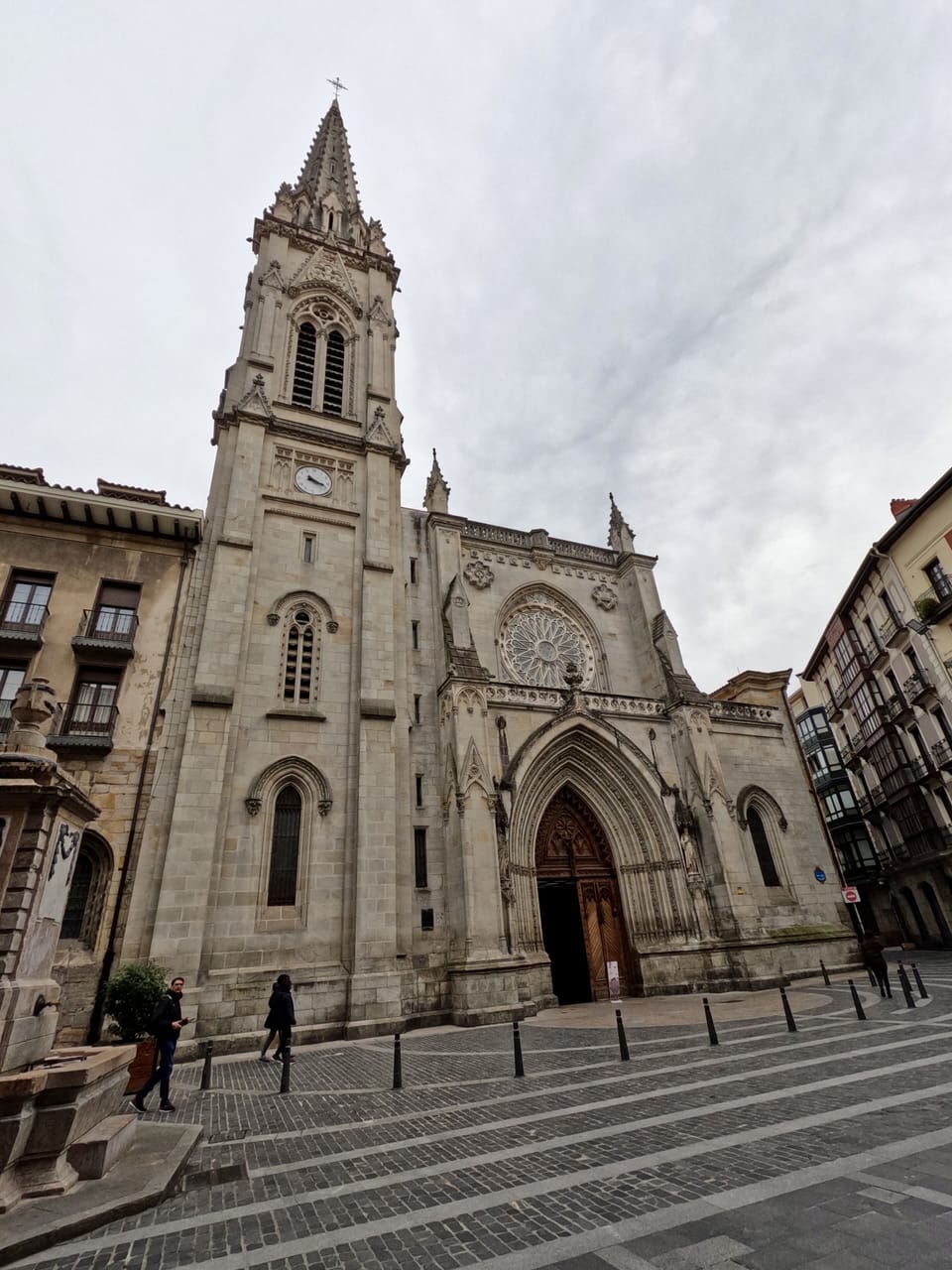 Casual Bilbao Gurea Bed and Breakfast in Bilbao