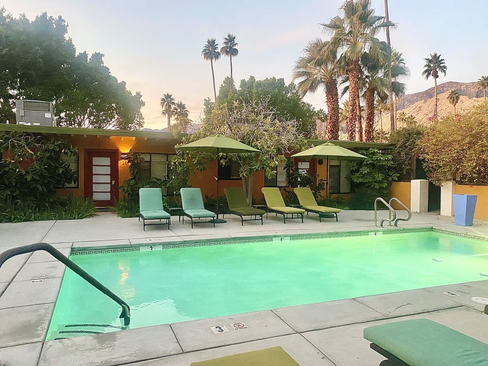 2 outdoor pools, pool umbrellas, sun loungers