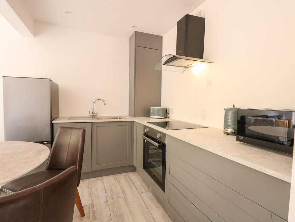 Fridge, dishwasher, electric kettle, toaster