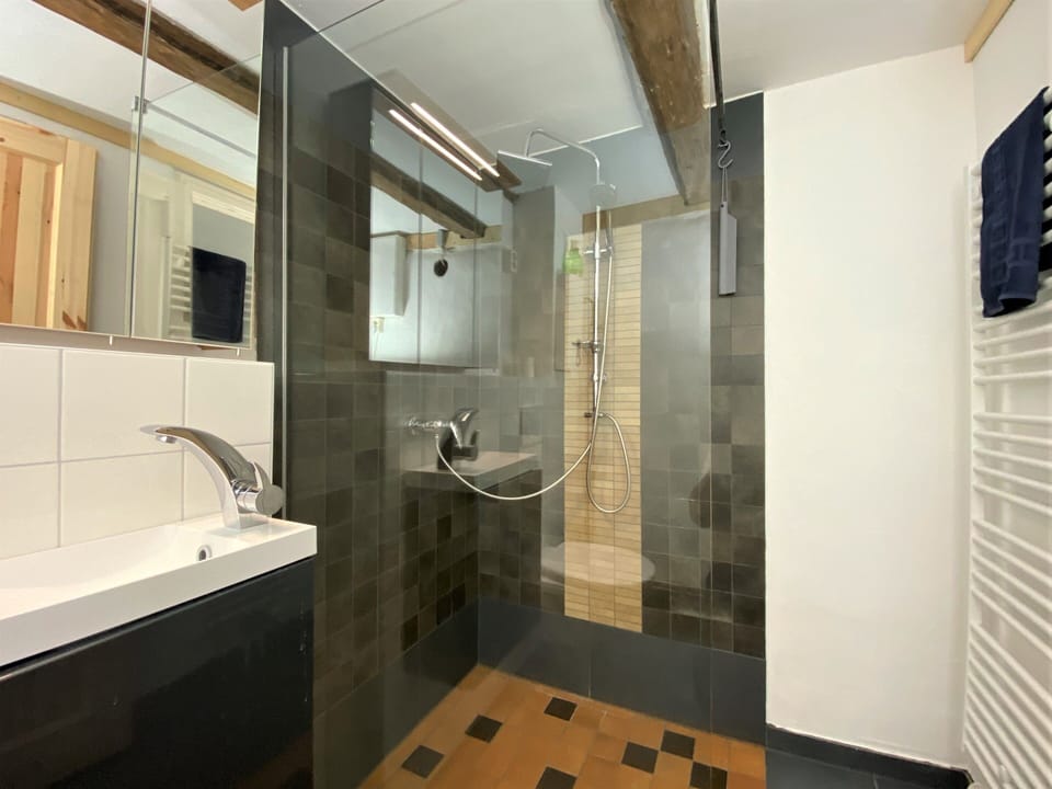 Romantic Apartment, Garden View | Bathroom