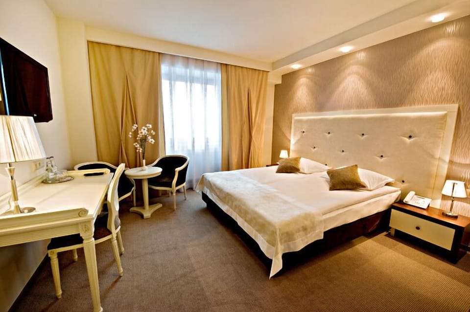 Superior Twin or Double Room | Premium bedding, blackout drapes, iron/ironing board (on request)