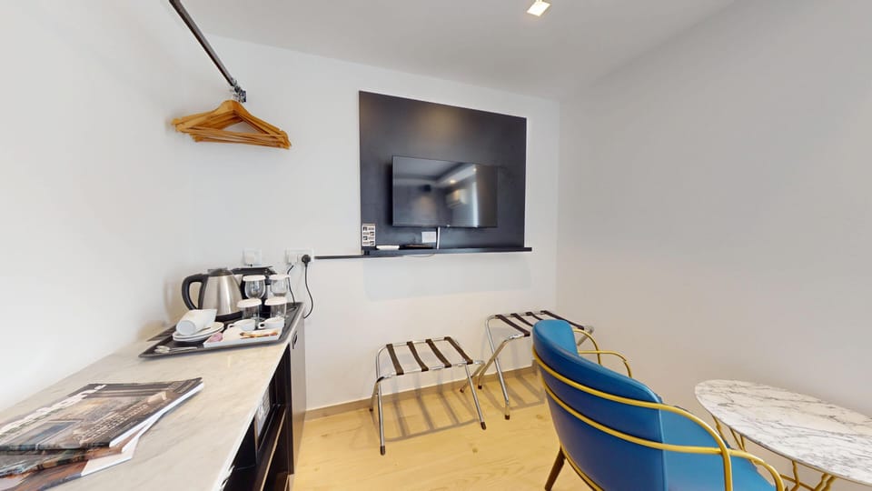 Blackout drapes, soundproofing, iron/ironing board, free WiFi